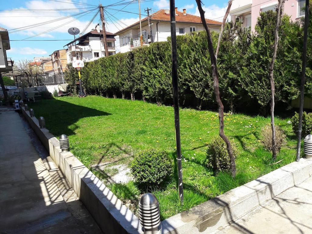 Apartments Teodora Ohrid Esterno foto